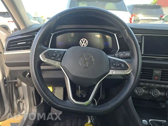 2024 Volkswagen Jetta SE – miniatura 16