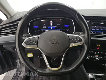 2024 Volkswagen Jetta SE - miniatura 10