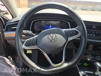 2024 Volkswagen Jetta SE - miniatura 16