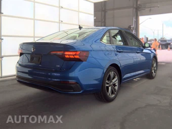 2024 Volkswagen Jetta SE – miniatura 5