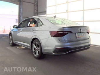 2024 Volkswagen Jetta SE – miniatura 8