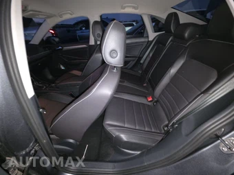 2024 Volkswagen Jetta SE - miniatura 19