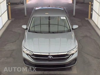 2024 Volkswagen Jetta SE – miniatura 2
