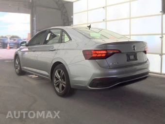 2024 Volkswagen Jetta SE – miniatura 8