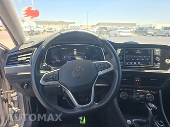 2024 Volkswagen Jetta SE – miniatura 10