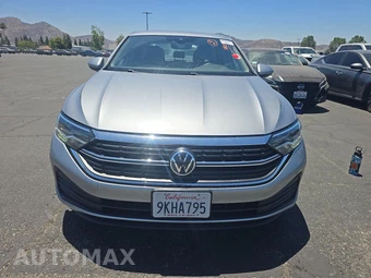 2024 Volkswagen Jetta SE – miniatura 2