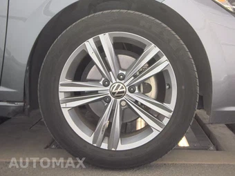 2024 Volkswagen Jetta SE – miniatura 10