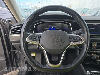 2024 Volkswagen Jetta SE – miniatura 16