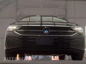 2024 Volkswagen Jetta SE – miniatura 3