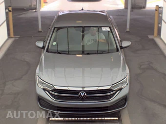 2024 Volkswagen Jetta SE – miniatura 2