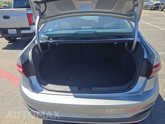 2024 Volkswagen Jetta SE – miniatura 17