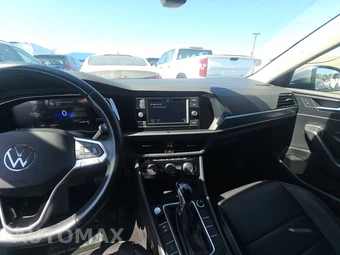 2024 Volkswagen Jetta SE - miniatura 11