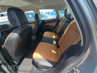 2024 Volkswagen Jetta SEL - miniatura 13