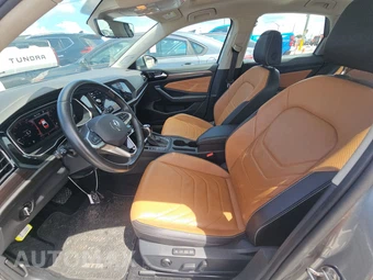 2024 Volkswagen Jetta SEL - miniatura 7