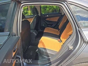 2024 Volkswagen Jetta SEL - miniatura 13