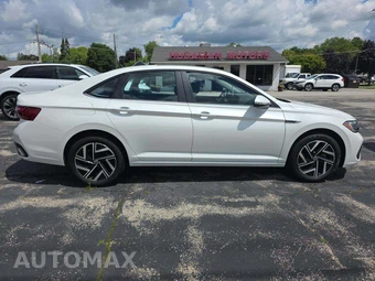 2024 Volkswagen Jetta SEL - miniatura 4
