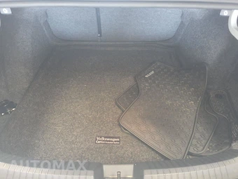 2024 Volkswagen Jetta SEL - miniatura 16