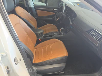 2024 Volkswagen Jetta SEL - miniatura 8