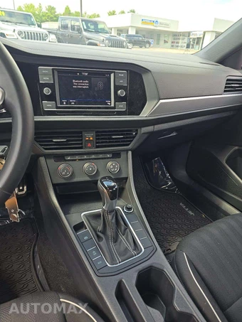 2024 Volkswagen Jetta Sport - miniatura 10