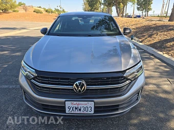 2024 Volkswagen Jetta Sport - miniatura 2