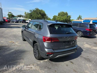 2024 Volkswagen Taos S - miniatura 2