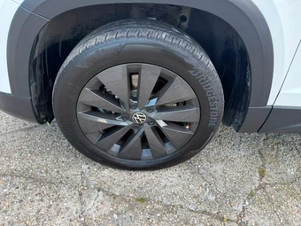 2024 Volkswagen Taos S - miniatura 20