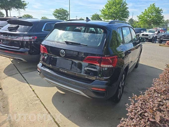 2024 Volkswagen Taos S – miniatura 3