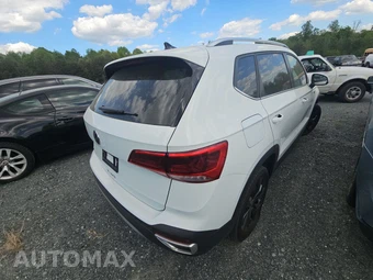 2024 Volkswagen Taos SE - miniatura 4