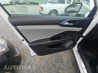 2024 Volkswagen Taos SE - miniatura 9