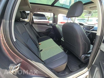 2024 Volkswagen Taos SE - miniatura 16