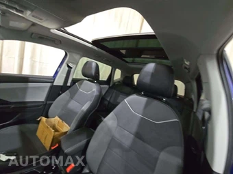 2024 Volkswagen Taos SE - miniatura 11