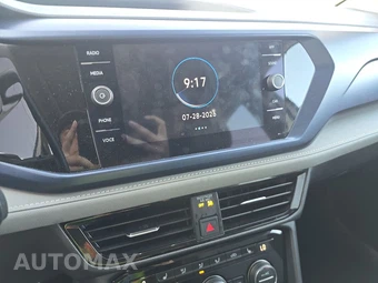 2024 Volkswagen Taos SE – miniatura 11