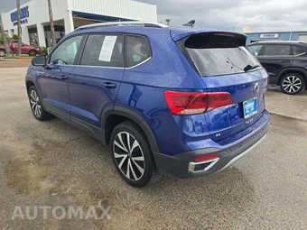 2024 Volkswagen Taos SE - miniatura 2