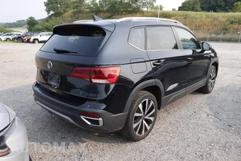 2024 Volkswagen Taos SE - miniatura 3