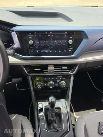 2024 Volkswagen Taos SE - miniatura 10