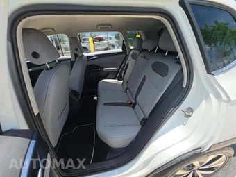 2024 Volkswagen Taos SE - miniatura 13