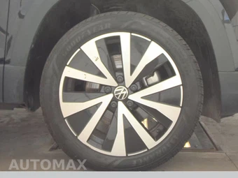 2024 Volkswagen Taos SE - miniatura 10
