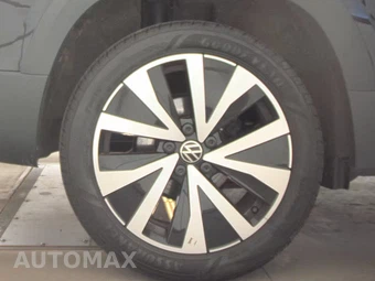 2024 Volkswagen Taos SE - miniatura 11