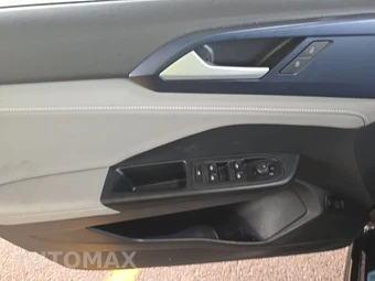 2024 Volkswagen Taos SE - miniatura 15