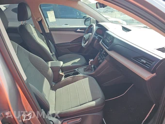 2024 Volkswagen Taos SE - miniatura 8