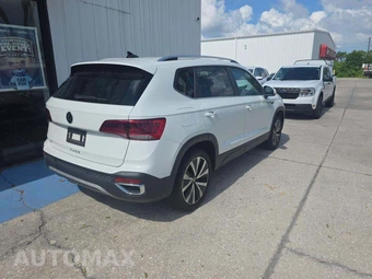 2024 Volkswagen Taos SE - miniatura 3