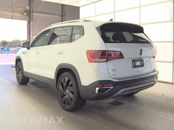 2024 Volkswagen Taos SEL - miniatura 6