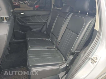 2024 Volkswagen Tiguan SE - miniatura 10
