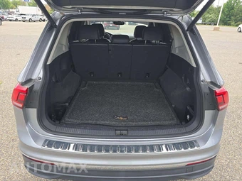 2024 Volkswagen Tiguan SE - miniatura 11