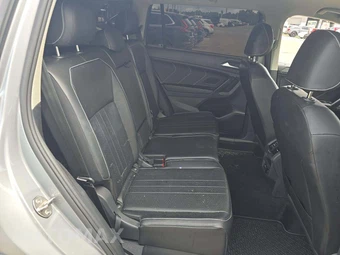 2024 Volkswagen Tiguan SE - miniatura 13