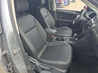 2024 Volkswagen Tiguan SE - miniatura 15