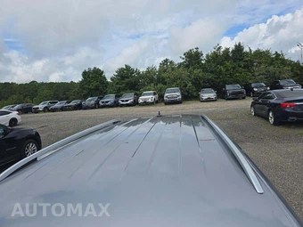 2024 Volkswagen Tiguan SE - miniatura 9