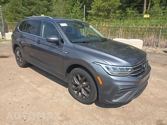 2024 Volkswagen Tiguan SE - miniatura 3