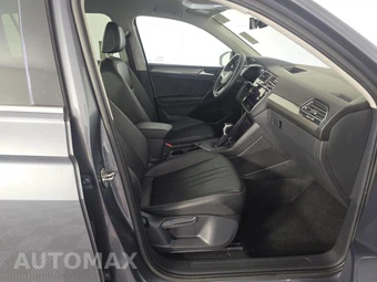 2024 Volkswagen Tiguan SE - miniatura 8