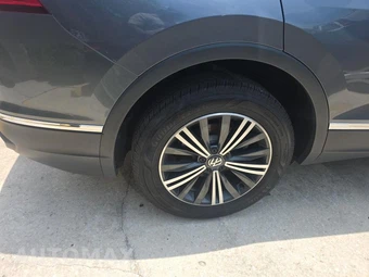 2024 Volkswagen Tiguan SE – miniatura 10